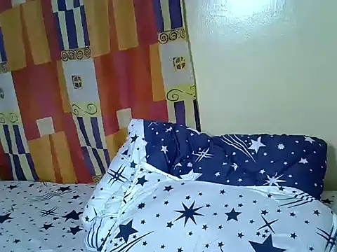 Prettygarl  online show from May 2026 05:40:01 PM