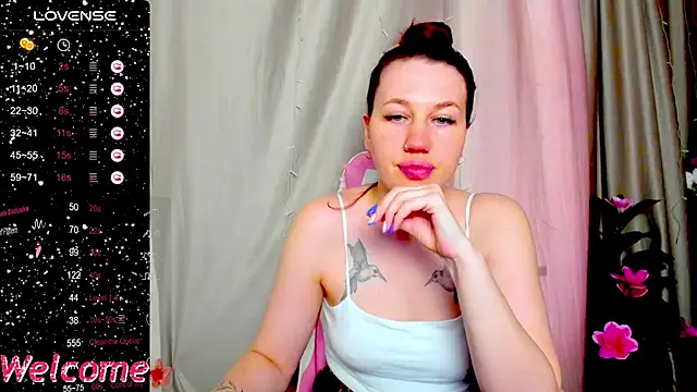 Snapshot of Arya_Curves chatting on June 2026 02:53:01 AM Arya Curves online show from June 2026 02:53:01 AM
