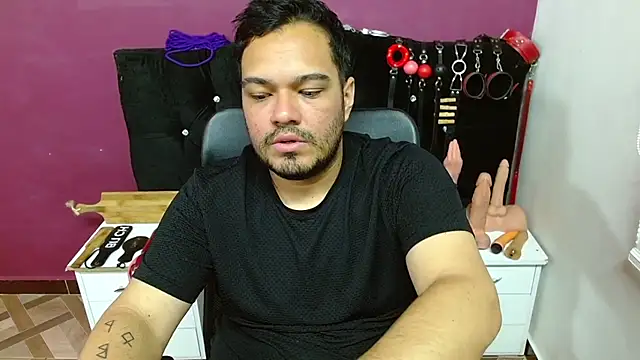-AlejandroT- online show from June 2026 10:55:02 PM