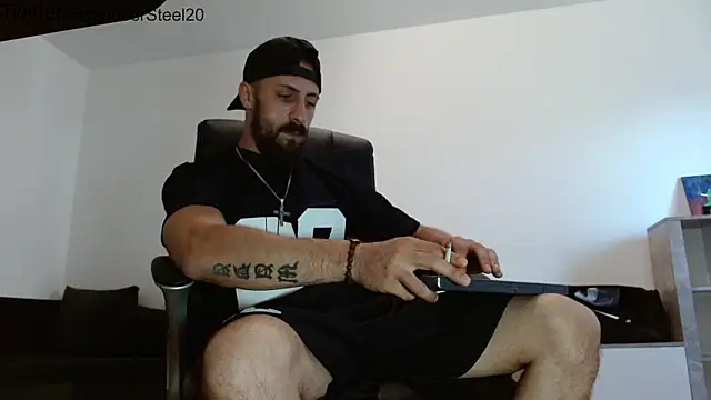 Snapshot of Alphadominathor chatting on May 2026 09:40:01 AM Alphadominathor online show from May 2026 09:40:01 AM