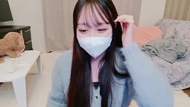 Snapshot of Mei--chan-- chatting on July 2026 10:21:01 AM Mei--chan-- online show from July 2026 10:21:01 AM