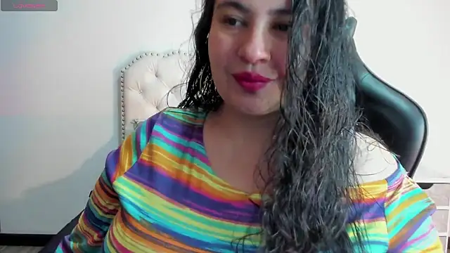 Snapshot of JadeBellee chatting on May 2026 01:19:01 PM JadeBellee online show from May 2026 01:19:01 PM