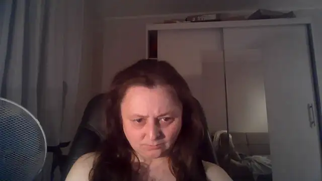 TaylorLovely online show from July 2026 08:11:01 PM