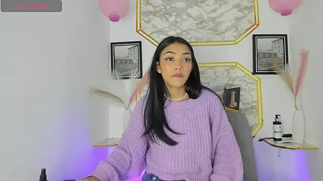 Snapshot of jaulyn_18__ chatting on May 2026 12:34:01 PM jaulyn 18 online show from May 2026 12:34:01 PM