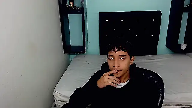 Snapshot of jl_brayan12 chatting on June 2026 04:30:02 PM jl brayan12 online show from June 2026 04:30:02 PM