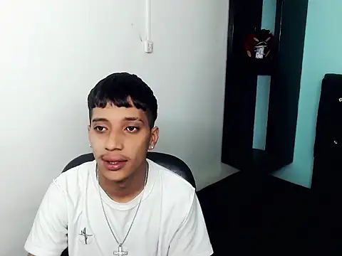 Snapshot of jl_brayan12 chatting on July 2026 03:20:02 AM jl brayan12 online show from July 2026 03:20:02 AM