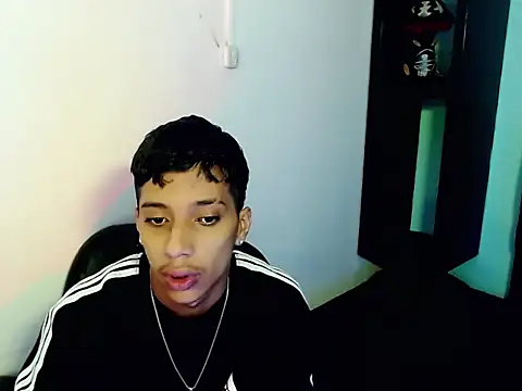 Snapshot of jl_brayan12 chatting on July 2026 04:18:01 AM jl brayan12 online show from July 2026 04:18:01 AM