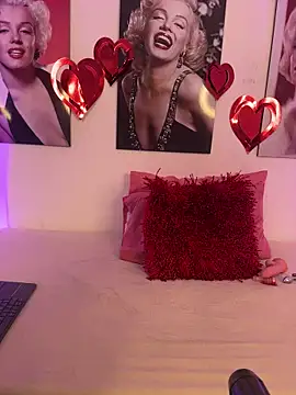 Snapshot of SofiaVitali_ chatting on May 2026 02:35:02 PM SofiaVitali online show from May 2026 02:35:02 PM