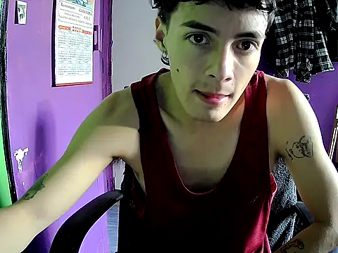 Snapshot of crisanto8 chatting on May 2026 10:38:02 PM crisanto8 online show from May 2026 10:38:02 PM