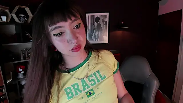 Scarlett  Cooper  1 online show from June 2026 12:40:01 PM