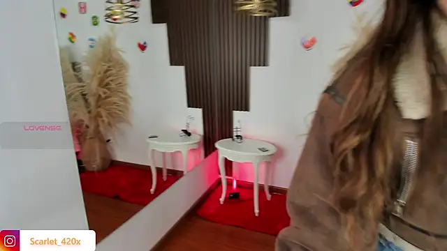 Scarlett  Cooper  1 online show from June 2026 01:59:02 PM