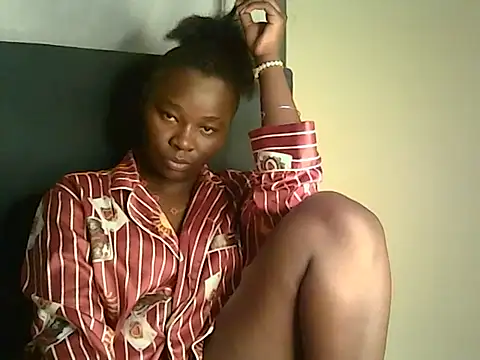 Snapshot of roziebeauty chatting on July 2026 03:23:01 AM roziebeauty online show from July 2026 03:23:01 AM