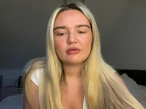 Annaox online show from May 2026 07:15:01 PM