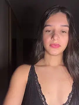 julhya duarte online show from May 2026 05:11:01 PM