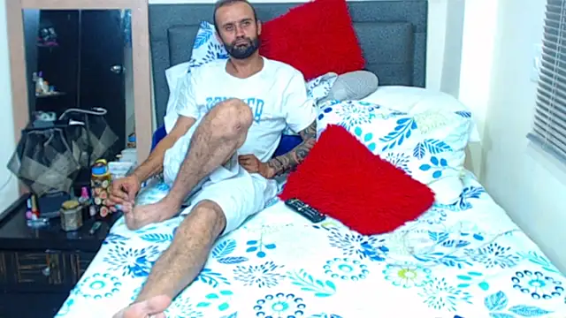 yessyduvan online show from June 2026 12:05:02 AM