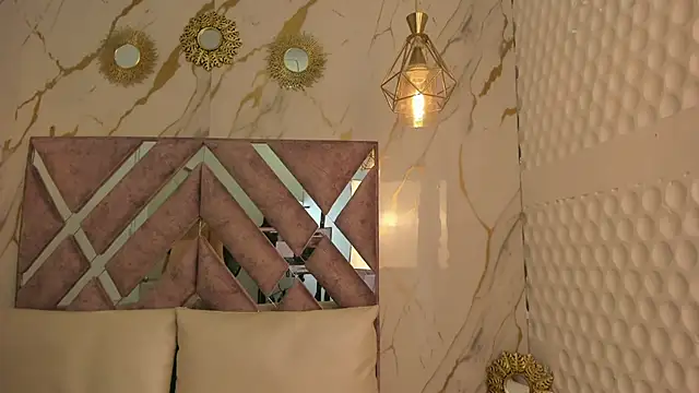 Snapshot of kloe_williams_ chatting on May 2026 01:51:02 PM kloe williams online show from May 2026 01:51:02 PM