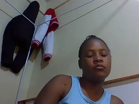 Snapshot of Prettydoll2 chatting on May 2026 06:09:01 PM Prettydoll2 online show from May 2026 06:09:01 PM
