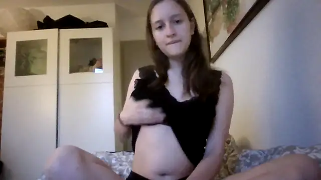 Snapshot of SoftieSophie chatting on May 2026 03:15:02 AM SoftieSophie online show from May 2026 03:15:02 AM
