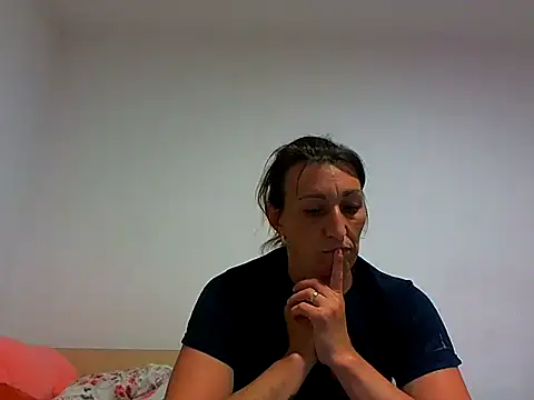 Snapshot of Kassandra06 chatting on May 2026 05:51:01 PM Kassandra06 online show from May 2026 05:51:01 PM