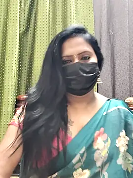 Snapshot of Meera_mia chatting on June 2026 11:40:02 PM Meera mia online show from June 2026 11:40:02 PM