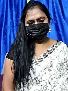 Snapshot of Meera_mia chatting on June 2026 06:43:01 PM Meera mia online show from June 2026 06:43:01 PM
