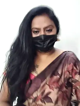 Snapshot of Meera_mia chatting on June 2026 07:39:01 AM Meera mia online show from June 2026 07:39:01 AM