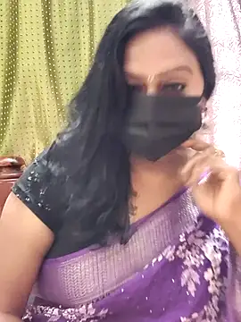 Snapshot of Meera_mia chatting on June 2026 08:41:02 AM Meera mia online show from June 2026 08:41:02 AM