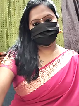Snapshot of Meera_mia chatting on July 2026 03:03:02 PM Meera mia online show from July 2026 03:03:02 PM