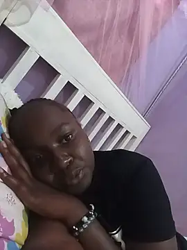 Snapshot of Ebonylouisa chatting on July 2026 05:42:02 AM Ebonylouisa online show from July 2026 05:42:02 AM