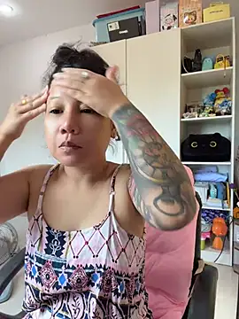 Snapshot of LINDA_HD chatting on July 2026 08:30:01 AM LINDA HD online show from July 2026 08:30:01 AM