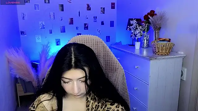 Vanessa LimX online show from June 2026 12:33:02 PM