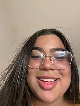 Snapshot of emily_morgam chatting on July 2026 06:47:02 AM emily morgam online show from July 2026 06:47:02 AM