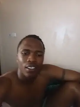 Snapshot of tinyy-bee chatting on May 2026 01:07:02 PM tinyy-bee online show from May 2026 01:07:02 PM