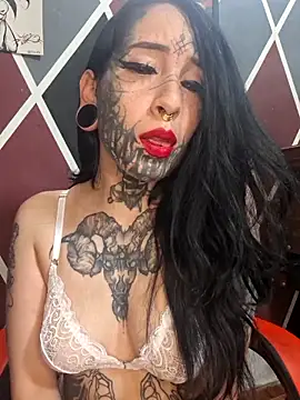 Snapshot of Venom-Luna chatting on June 2026 04:31:02 PM Venom-Luna online show from June 2026 04:31:02 PM