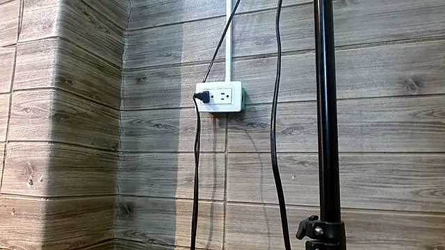 Snapshot of Ryan_grayx chatting on May 2026 01:41:01 PM Ryan grayx online show from May 2026 01:41:01 PM