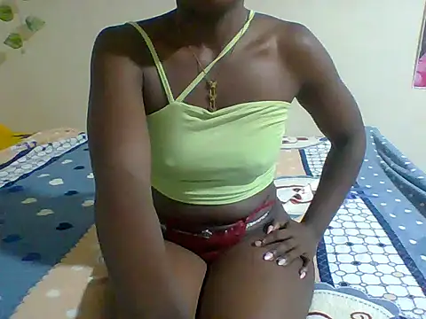 Snapshot of Sasha_Bliss chatting on June 2026 07:32:02 AM Sasha Bliss online show from June 2026 07:32:02 AM