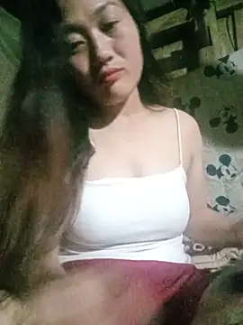 Snapshot of Mia-mia12 chatting on May 2026 06:09:01 PM Mia-mia12 online show from May 2026 06:09:01 PM