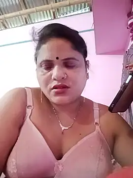 Snapshot of Maya_Vabi chatting on July 2026 09:01:02 AM Maya Vabi online show from July 2026 09:01:02 AM