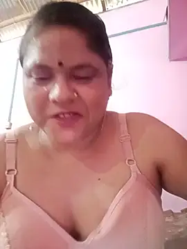 Snapshot of Maya_Vabi chatting on July 2026 07:47:01 AM Maya Vabi online show from July 2026 07:47:01 AM