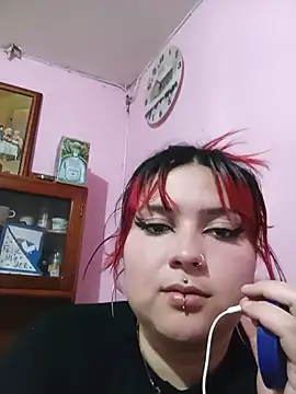 Snapshot of curvy_latina chatting on June 2026 12:02:01 AM curvy latina online show from June 2026 12:02:01 AM