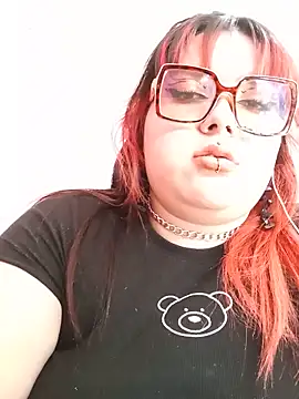 Snapshot of curvy_latina chatting on June 2026 07:51:01 PM curvy latina online show from June 2026 07:51:01 PM