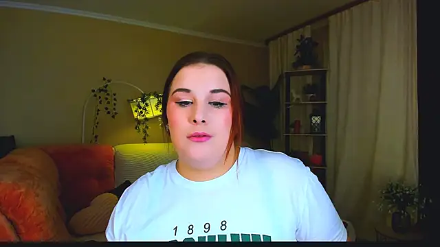Snapshot of OliviaTwens chatting on June 2026 03:09:02 AM OliviaTwens online show from June 2026 03:09:02 AM