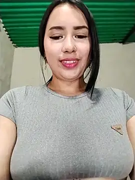 Snapshot of shantall_cute chatting on May 2026 06:42:02 PM shantall cute online show from May 2026 06:42:02 PM