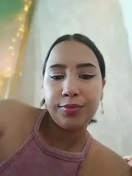 Snapshot of shantall_cute chatting on June 2026 12:19:01 PM shantall cute online show from June 2026 12:19:01 PM