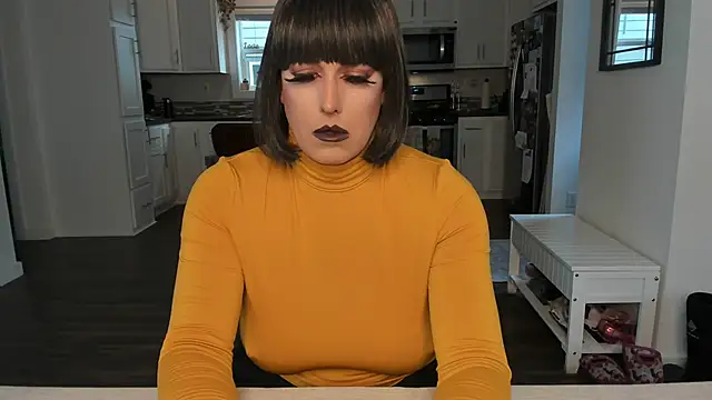 Danielle tv33 online show from December 2024 05:43:01 PM