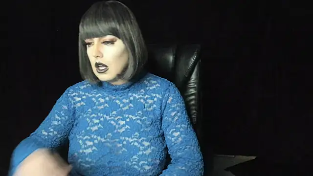 Danielle tv33 online show from December 2024 09:40:02 PM