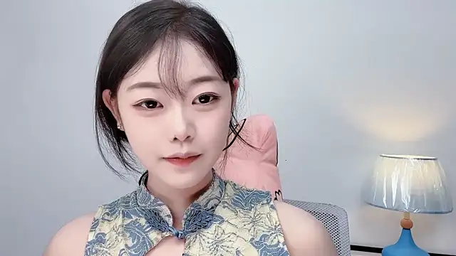 smalldaiwang online show from July 2026 03:11:01 AM