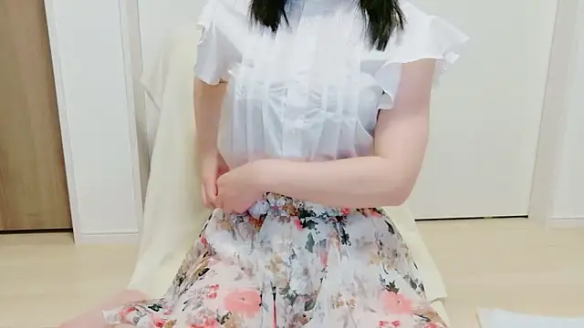 SUxMIxRE online show from July 2026 04:49:02 PM