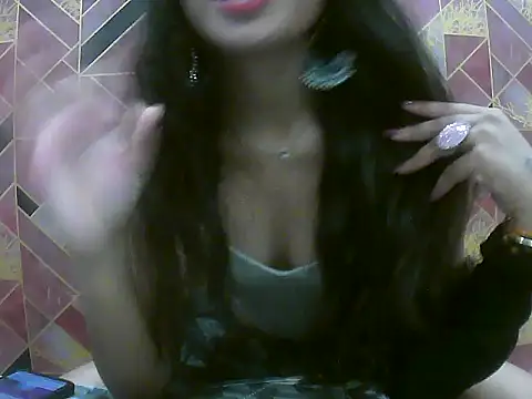 Hot-Mahiraa online show from May 2026 08:39:01 PM