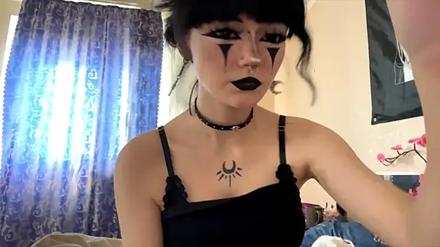 HolyCute online show from July 2026 02:30:02 PM